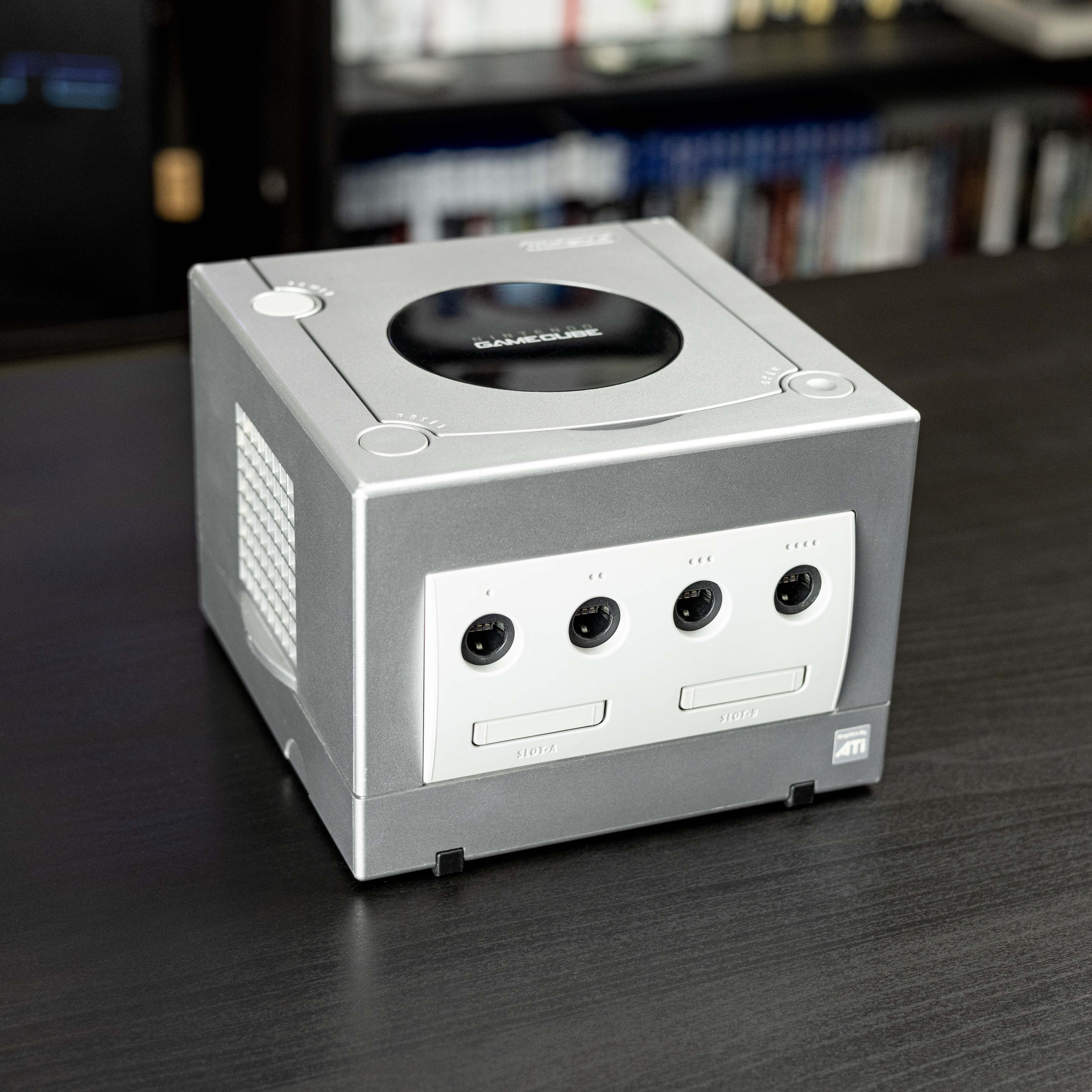 Platinum Modded GameCube (Original Shell DOL-001)