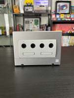 Load image into Gallery viewer, Platinum Modded GameCube (Original Shell DOL-001)
