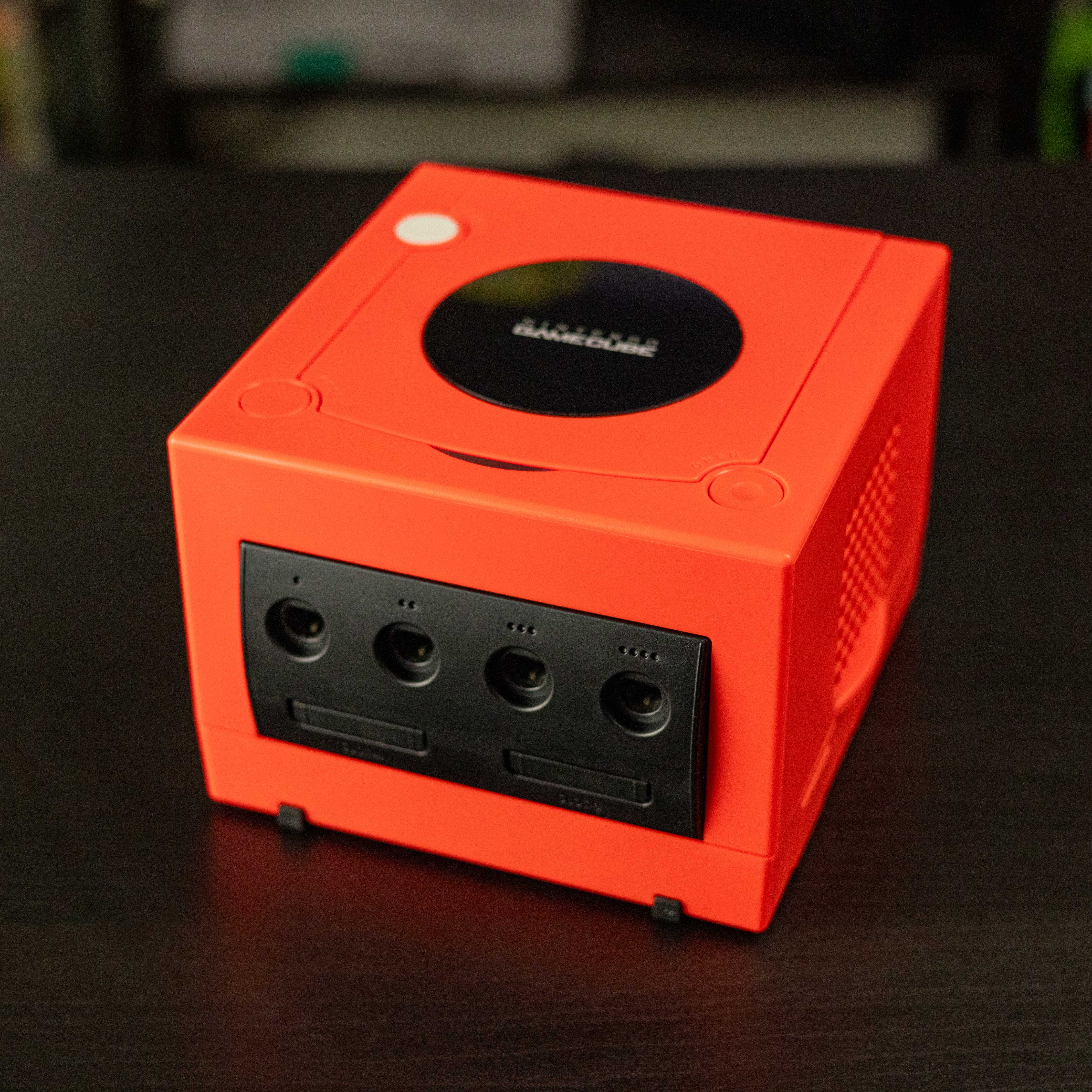 Red Modded GameCube (NEW Shell DOL-001)